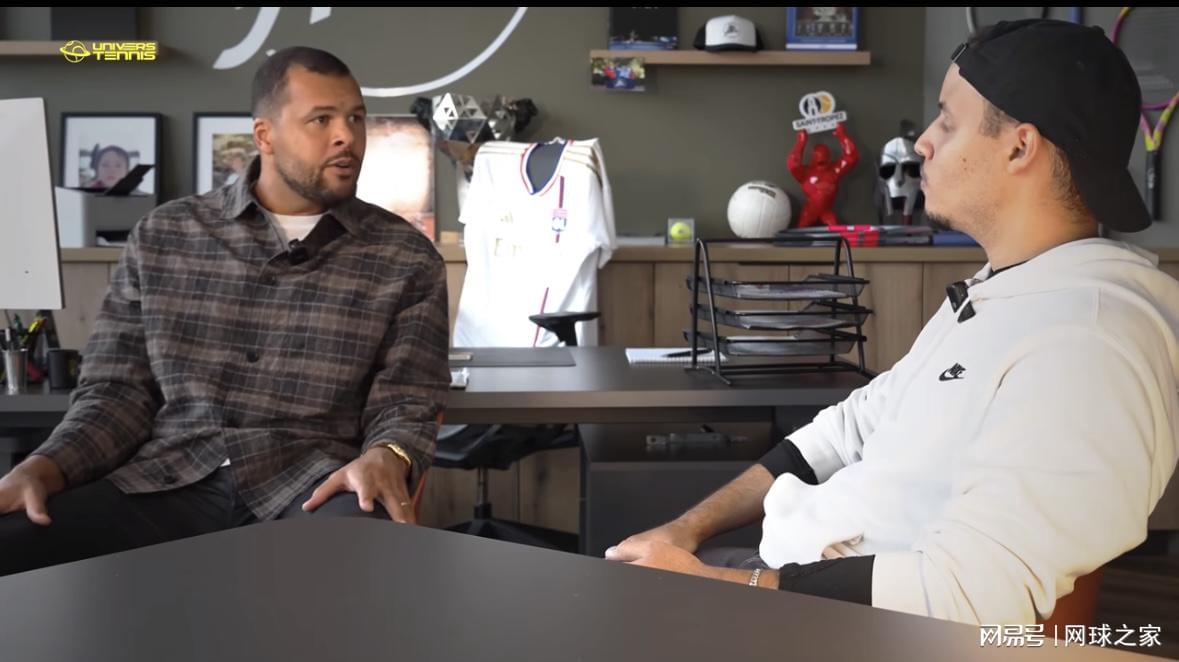 恰恰相反 恰恰相反