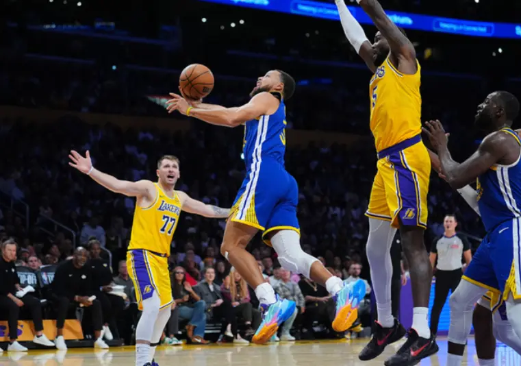 湖人招募再 湖人招募再